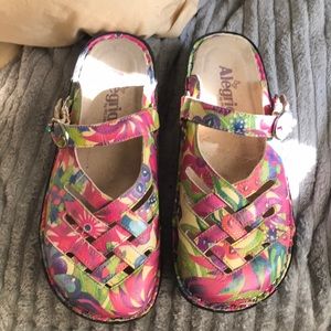 Alegria mules, slip-on shoes